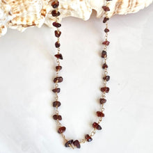Load image into Gallery viewer, Garnet Chip Necklace - Scarlet