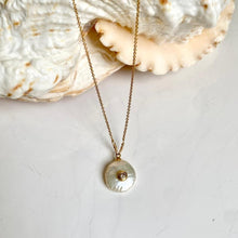 Load image into Gallery viewer, PEARL NECKLACE - FLORENCE
