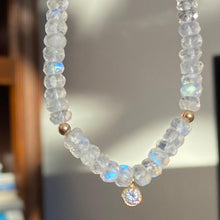 Load image into Gallery viewer, Moonstone Necklace - Luna
