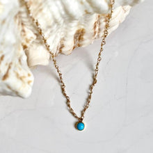 Load image into Gallery viewer, Tiny Pearl Beads Necklace