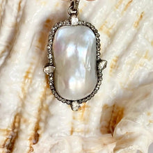 Load image into Gallery viewer, Jumbo Pearl Pendant