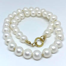 Load image into Gallery viewer, Pearl Necklace - Mora