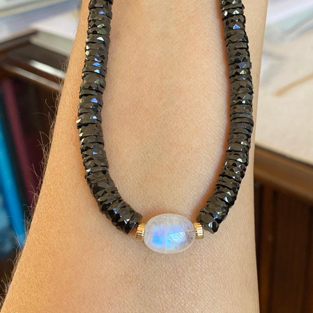 Black spinel necklace with rainbow moonstone center – POSHMIRA