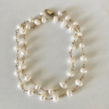 Load image into Gallery viewer, Pearl necklace rosary style