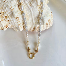 Load image into Gallery viewer, Pearl Choker - Gigi