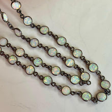 Load image into Gallery viewer, OPAL DISC NECKLACE - FILOMENA
