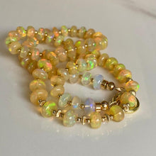 Load image into Gallery viewer, Opal beads necklace