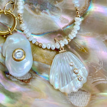 Load image into Gallery viewer, MOP Shell with Diamonds