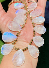 Load image into Gallery viewer, Rainbow Moonstone Necklace - Frangia