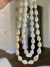 Load image into Gallery viewer, Opal Necklace - Fuego