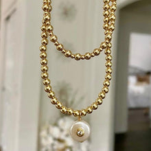 Load image into Gallery viewer, Flat back pearl charm with cz center