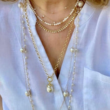 Load image into Gallery viewer, Gold Rolo Chain