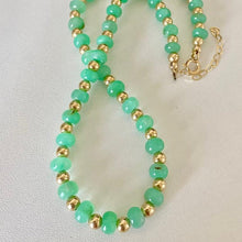 Load image into Gallery viewer, Chrysoprase necklace "granny smith"