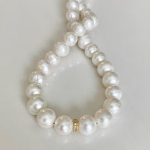 Load image into Gallery viewer, Pearl necklace with cubic zirconia