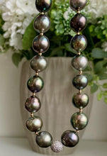 Load image into Gallery viewer, Tahitian pearl necklace with disco ball