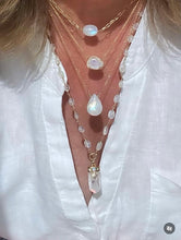 Load image into Gallery viewer, Moonstone drop gold necklace