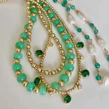 Load image into Gallery viewer, Green drop gold beads shaker necklace