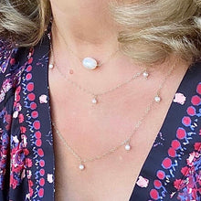 Load image into Gallery viewer, Long Gold Necklace with Pearl Drops