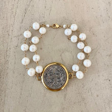 Load image into Gallery viewer, Pearl Bracelet - San Benito