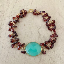 Load image into Gallery viewer, Garnet Cluster - Scarlet