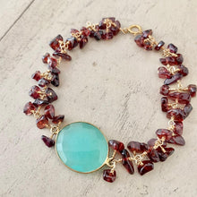 Load image into Gallery viewer, Garnet Cluster - Scarlet