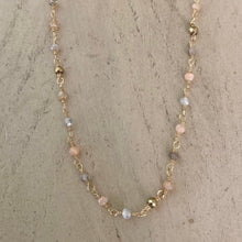 Load image into Gallery viewer, Sunstone Beads Necklace