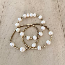 Load image into Gallery viewer, Hematite Bracelet with Pearl