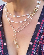 Load image into Gallery viewer, Pearl Necklace with Serpent