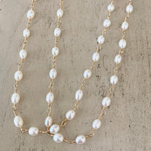 Load image into Gallery viewer, Long Freshwater Pearl Necklace