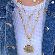 Load image into Gallery viewer, Baroque Pearl Necklace - Donna