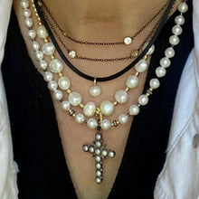 Load image into Gallery viewer, Pearl Cross