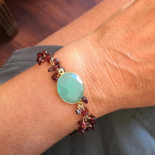 Load image into Gallery viewer, Garnet Cluster - Scarlet