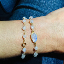 Load image into Gallery viewer, Moonstone Choker - Lana