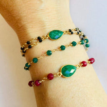 Load image into Gallery viewer, Black Spinel with Emerald