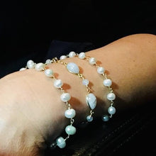 Load image into Gallery viewer, Moonstone Bracelet - Luna