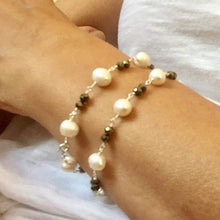 Load image into Gallery viewer, Pyrite bracelet with pearls