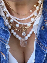 Load image into Gallery viewer, Long Pearl Necklace - Jackie