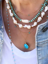Load image into Gallery viewer, Gold Necklace with Turquoise Clover