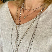 Load image into Gallery viewer, Mother of Pearl Necklace- Nara