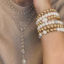 Load image into Gallery viewer, Gold Beads Bracelet with Pearl