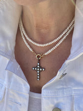 Load image into Gallery viewer, Long Pearl Necklace - Jackie