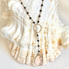 Load image into Gallery viewer, BLACK SPINEL NECKLACE - ROSADA

