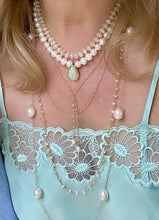 Load image into Gallery viewer, PEARL CHAIN NECKLACE - COCO
