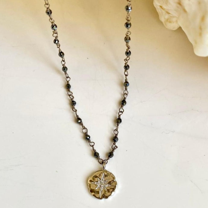 BLACK SPINEL NECKLACE - NORTH STAR