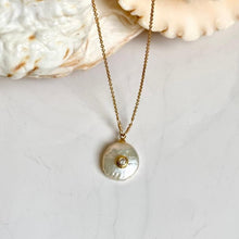 Load image into Gallery viewer, GOLD PEARL NECKLACE - FLORENCE
