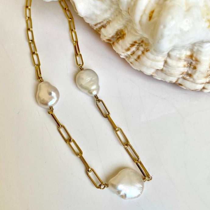 BAROQUE PEARLS NECKLACE - MADDI