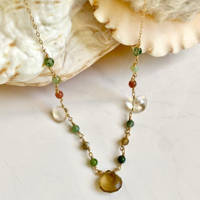 GOLD NECKLACE WITH QUARTZ - ANGELINA