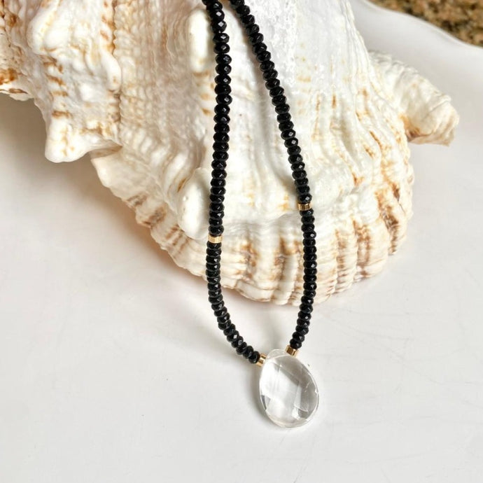 BLACK SPINEL NECKLACE - TARA