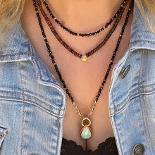 Load image into Gallery viewer, BLACK OPAL NECKLACE - SARA
