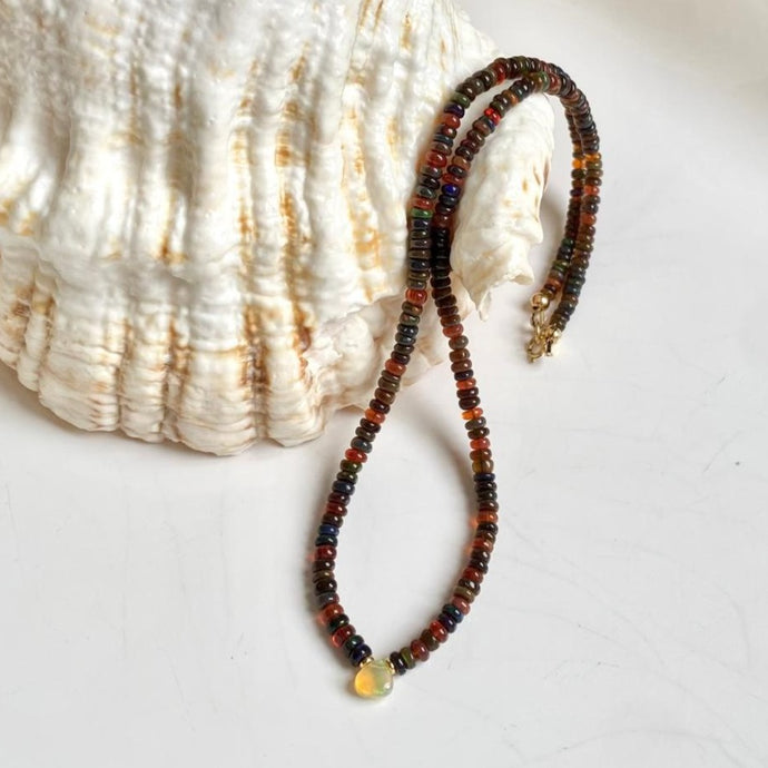 BLACK OPAL NECKLACE - SARA